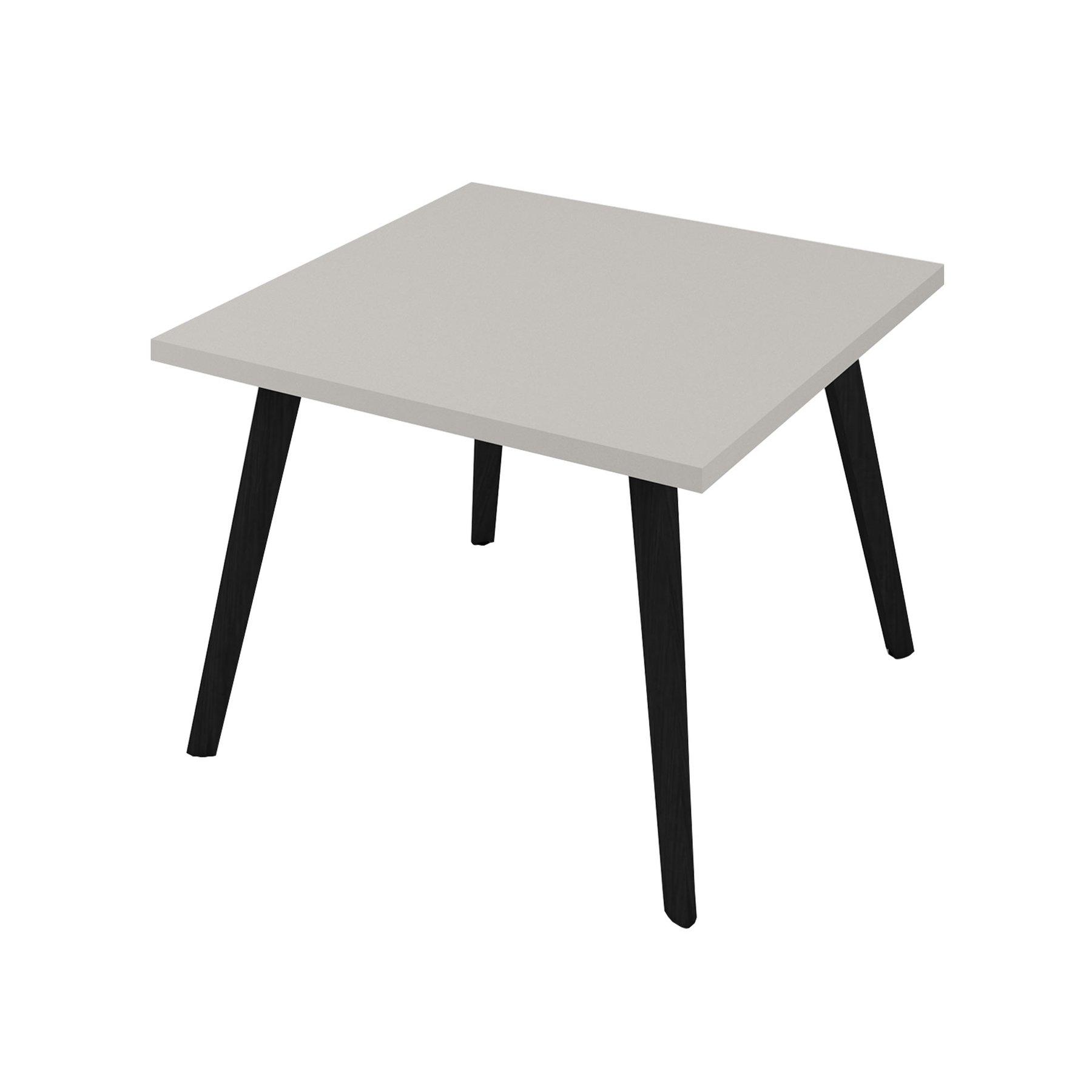 Ниска маса Narbutas Nova Wood, 700 x 700 х 480 mm, квадратен плот, ПДЧ, перленосив меламин, черни дървени крака