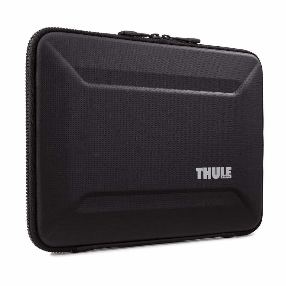 Дизайнерски луксозен кожен калъф за MacBook Air 13, MacBook Pro 13, MacBook Pro 14 и лаптопи до 14 инча - Thule Gauntlet 4.0 Sleeve 14 (черен) (bulk) | JAR Computers Дизайнерски луксозен кожен калъф за MacBook Air 13, MacBook Pro 13, MacBook Pro 14 и лаптопи до 14 инча - Thule Gauntlet 4.0 Sleeve 14 (черен) (bulk)