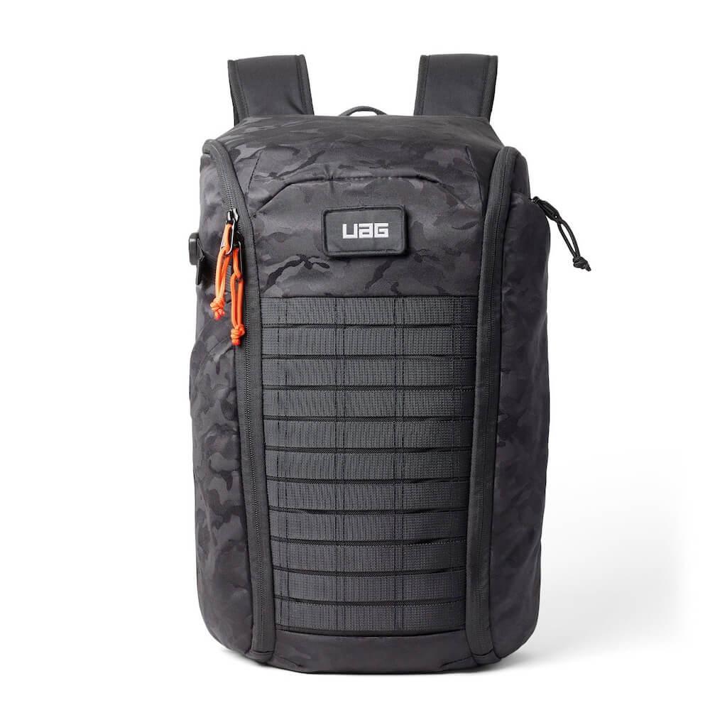 Висококачествена водонепромокаема раница за MacBook Pro 16, и лаптопи до 16 инча - UAG Civilian 20 Liter Backpack (черен) | JAR Computers Висококачествена водонепромокаема раница за MacBook Pro 16, и лаптопи до 16 инча - UAG Civilian 20 Liter Backpack (черен)