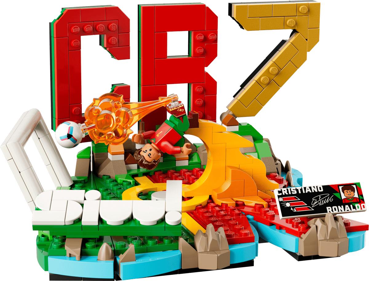LEGO Editions: Cristiano Ronaldo &ndash; CR7 - Football Highlights (43012)