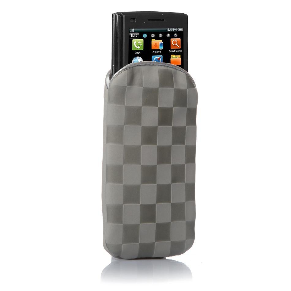 Велурен калъф за iPhone 4S, iPhone 4 и мобилни телефони - SBS Checkers Smooth Case M (сив) | JAR Computers Велурен калъф за iPhone 4S, iPhone 4 и мобилни телефони - SBS Checkers Smooth Case M (сив)