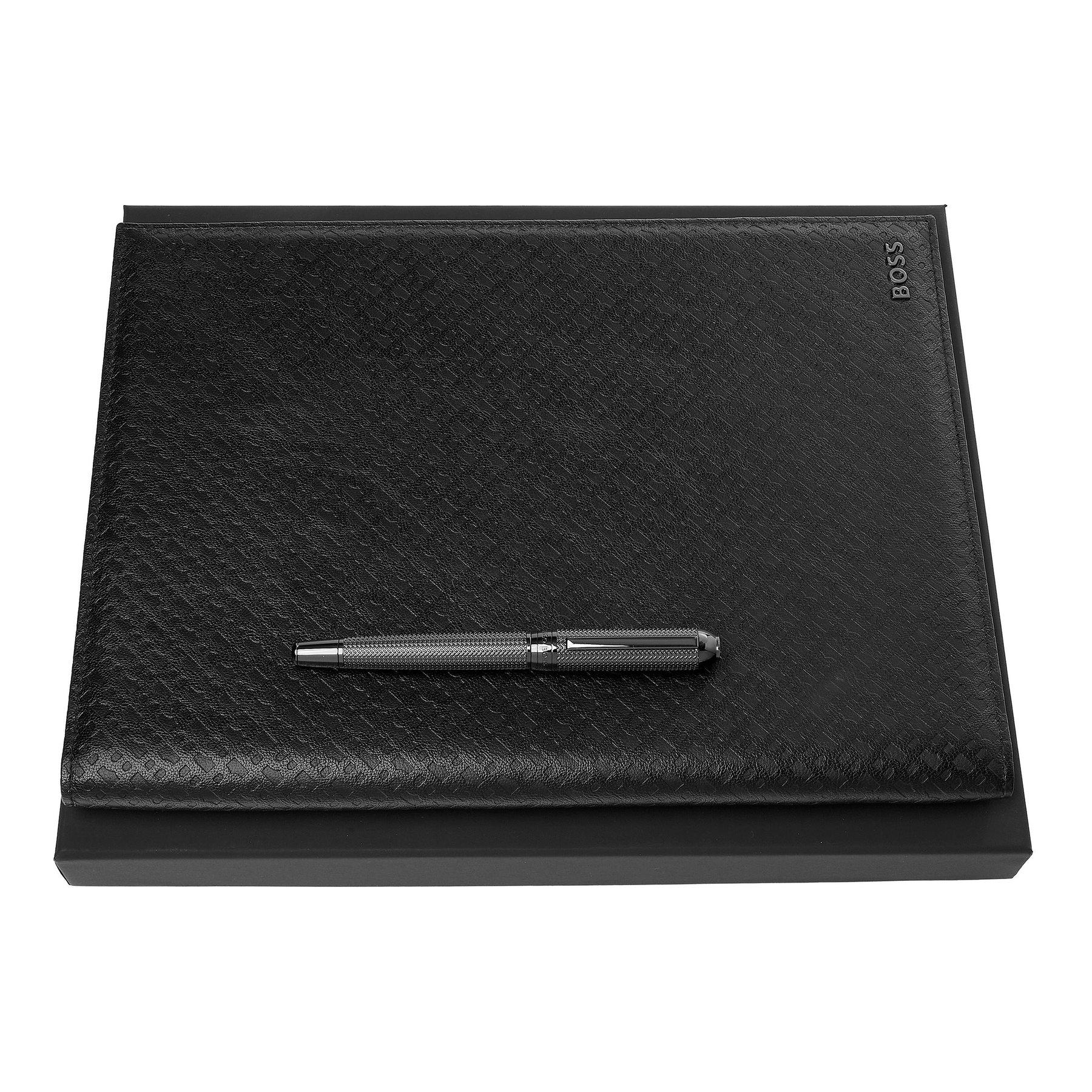 Hugo Boss Комплект папка Monogram, А4, черна и писалка Elemental, хром | JAR Computers Hugo Boss Комплект папка Monogram, А4, черна и писалка Elemental, хром
