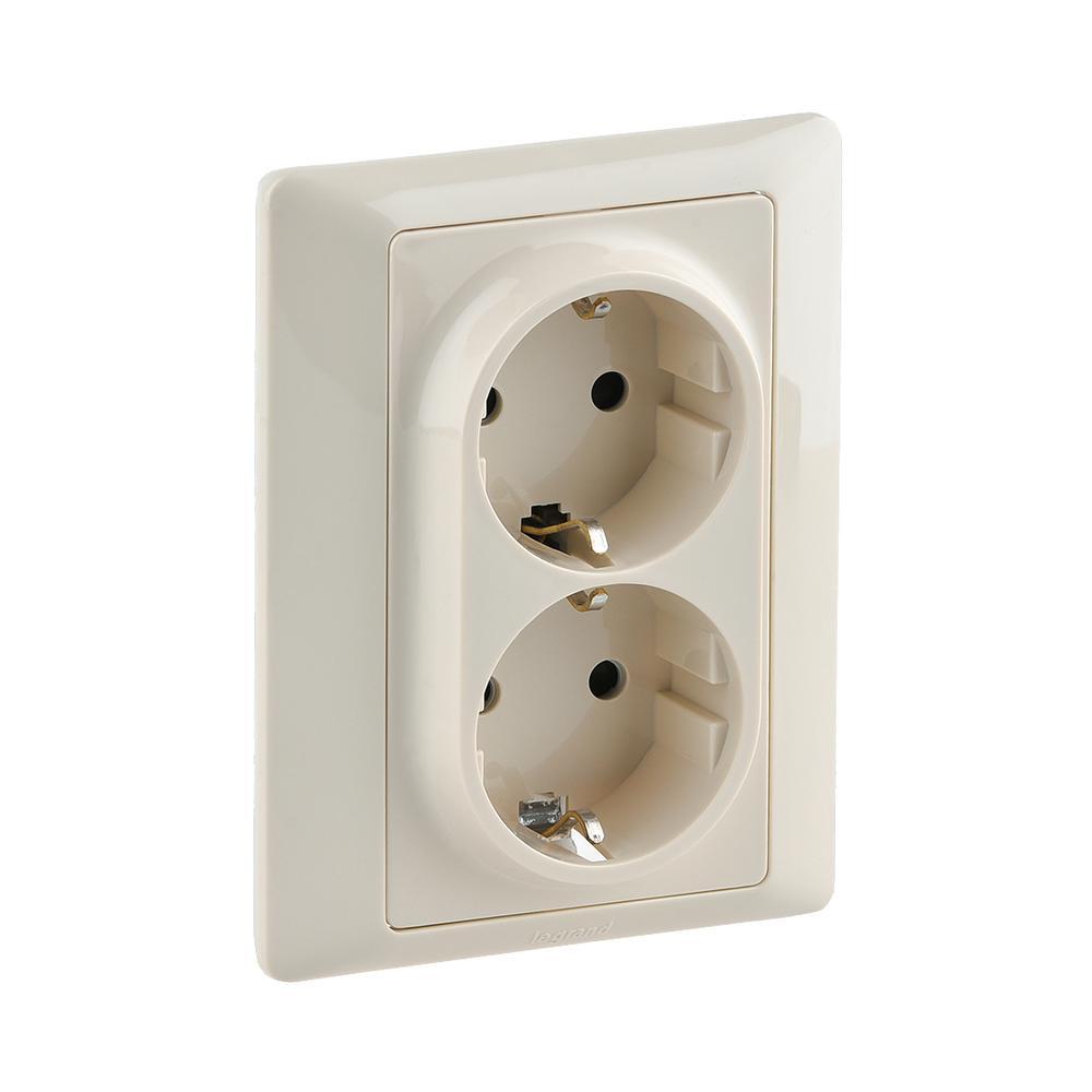 Блистер - Двоен контакт Шуко с рамка Крем - Legrand Valena Life 755703 | JAR Computers Блистер - Двоен контакт Шуко с рамка Крем - Legrand Valena Life 755703