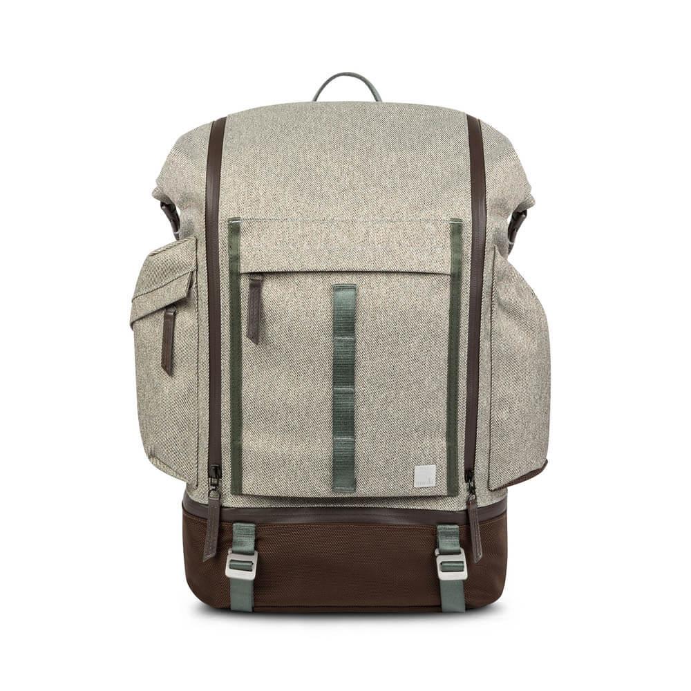 Елегантна и качествена раница за MacBook Pro 15 и лаптопи до 15 инча - Moshi Captus Rolltop Backpack 45L (бежов) | JAR Computers Елегантна и качествена раница за MacBook Pro 15 и лаптопи до 15 инча - Moshi Captus Rolltop Backpack 45L (бежов)