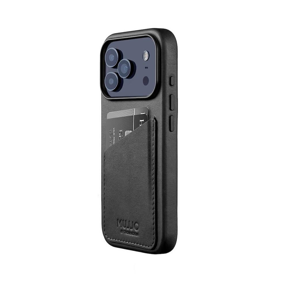 Премиум кожен (естествена кожа) кейс с MagSafe за iPhone 17 Pro - Mujjo Full Leather MagSafe Wallet Case (черен) | JAR Computers Премиум кожен (естествена кожа) кейс с MagSafe за iPhone 17 Pro - Mujjo Full Leather MagSafe Wallet Case (черен)