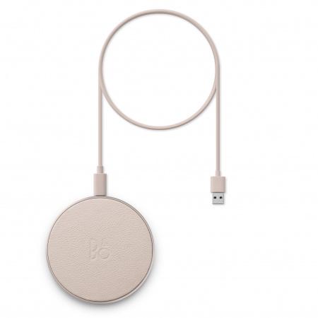 Луксозна поставка (пад) за безжично захранване - Bang & Olufsen Charging Pad (бежов) | JAR Computers Луксозна поставка (пад) за безжично захранване - Bang & Olufsen Charging Pad (бежов)