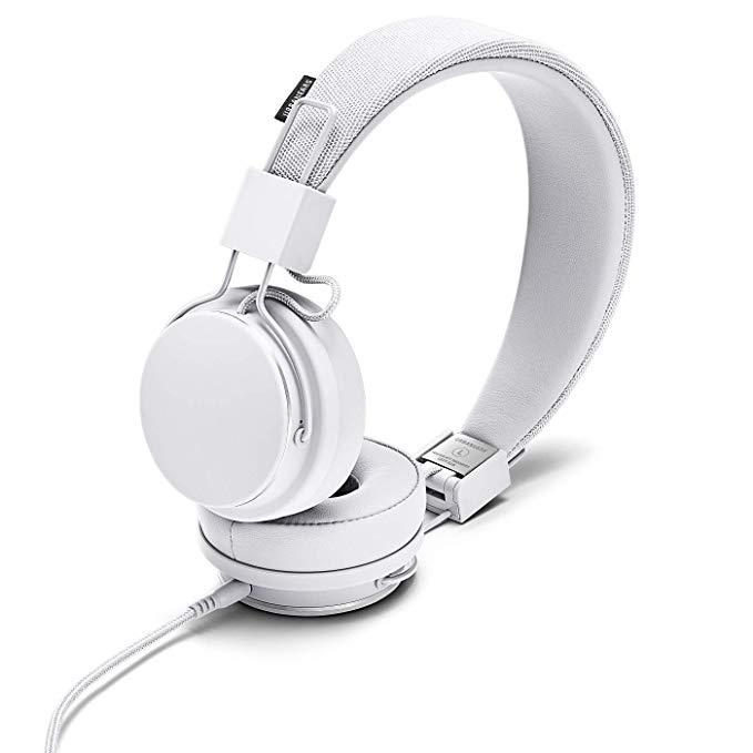 Слушалки с микрофон за мобилни устройства с 3.5 мм стерео-жак - Urbanears Plattan 2 (бял) | JAR Computers Слушалки с микрофон за мобилни устройства с 3.5 мм стерео-жак - Urbanears Plattan 2 (бял)