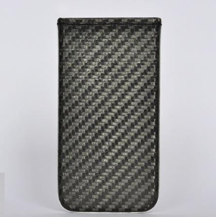 Карбонов калъф с лента за издърпване за iPhone 4S, iPhone 4 - CarbonTouch Premium Case | JAR Computers Карбонов калъф с лента за издърпване за iPhone 4S, iPhone 4 - CarbonTouch Premium Case