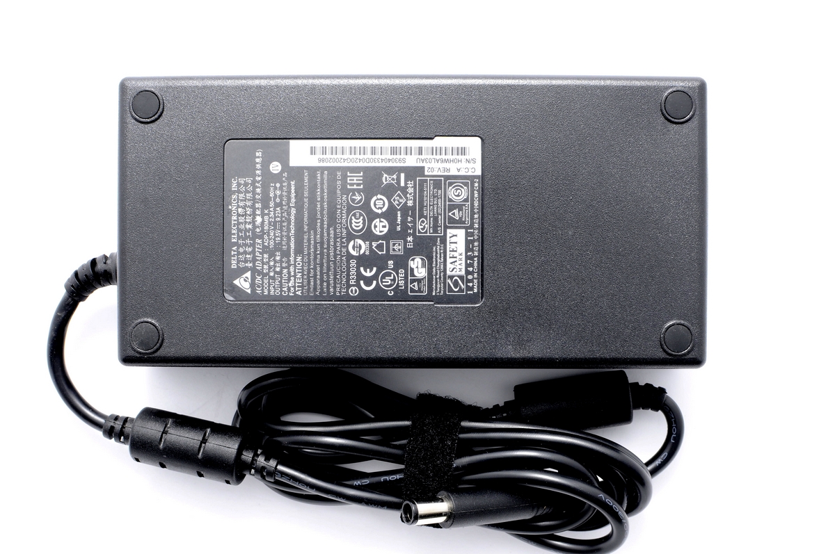 Оригинално Зарядно за лаптоп (Original Laptop Adapter) Acer 19.5V / 9.23A / 180W - (7.4x5.0) | JAR Computers Оригинално Зарядно за лаптоп (Original Laptop Adapter) Acer 19.5V / 9.23A / 180W - (7.4x5.0)