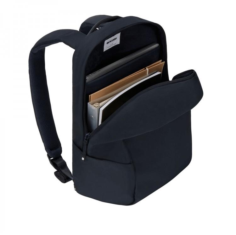 Елегантна и стилна раница за MacBook Pro 15 и лаптопи до 15 инча - Incase District Backpack (тъмносин) | JAR Computers Елегантна и стилна раница за MacBook Pro 15 и лаптопи до 15 инча - Incase District Backpack (тъмносин)