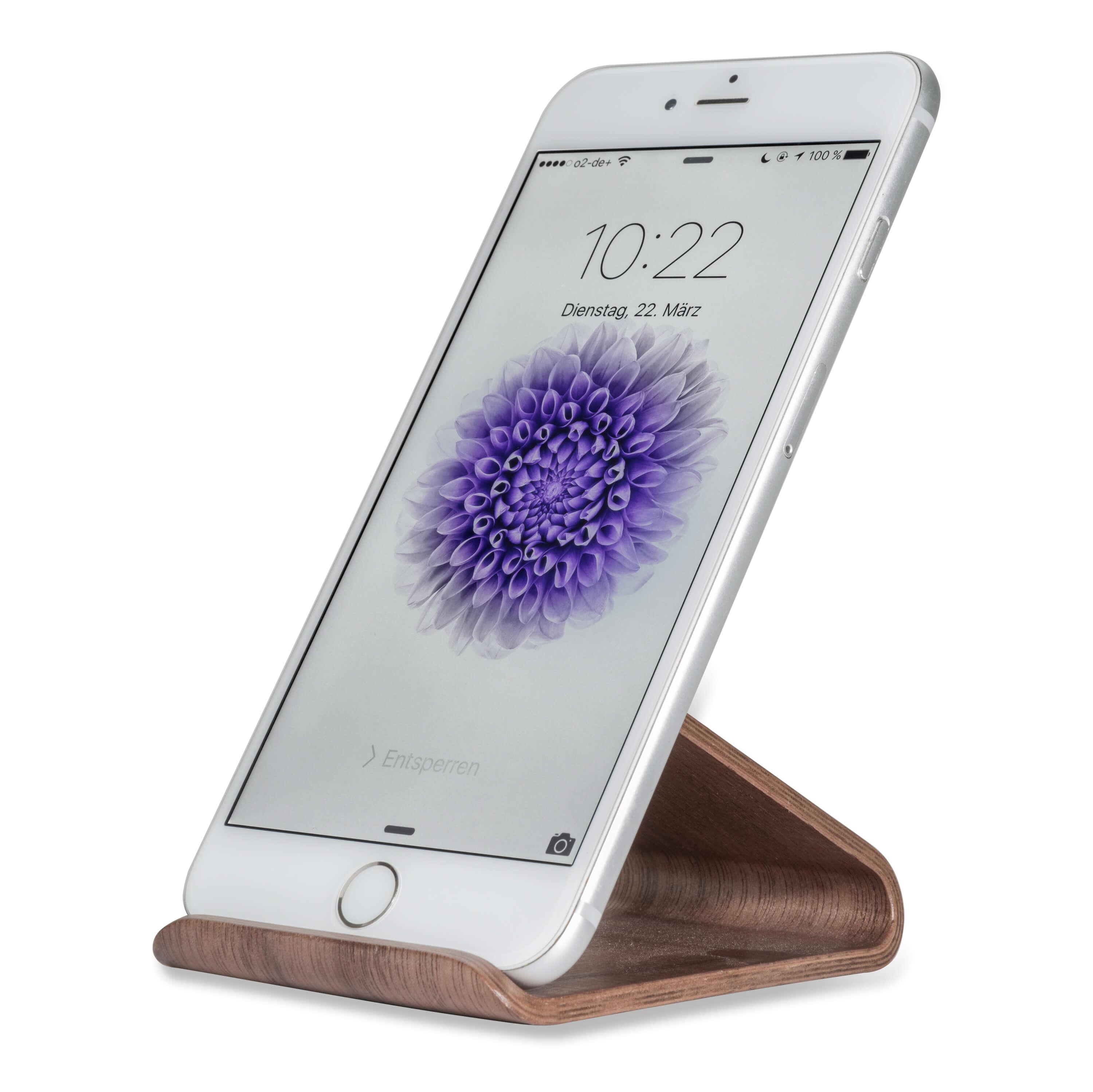 Качествена дървена поставка за бюро за смартфони - 4smarts Basic Wood Stand | JAR Computers Качествена дървена поставка за бюро за смартфони - 4smarts Basic Wood Stand