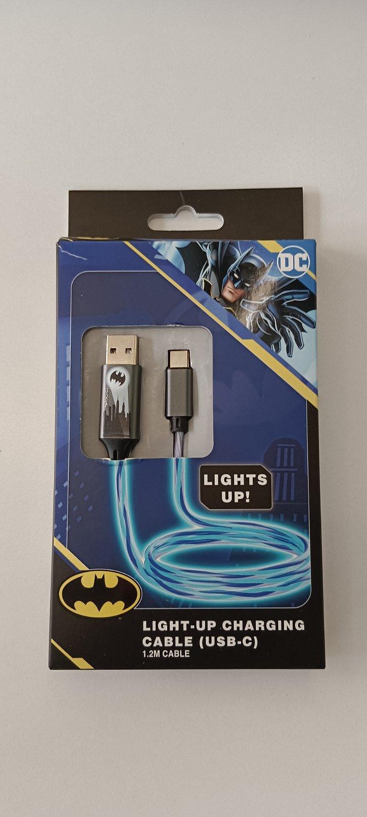 Кабел UCB-C 1.2 m светещ  BATMAN | JAR Computers Кабел UCB-C 1.2 m светещ  BATMAN