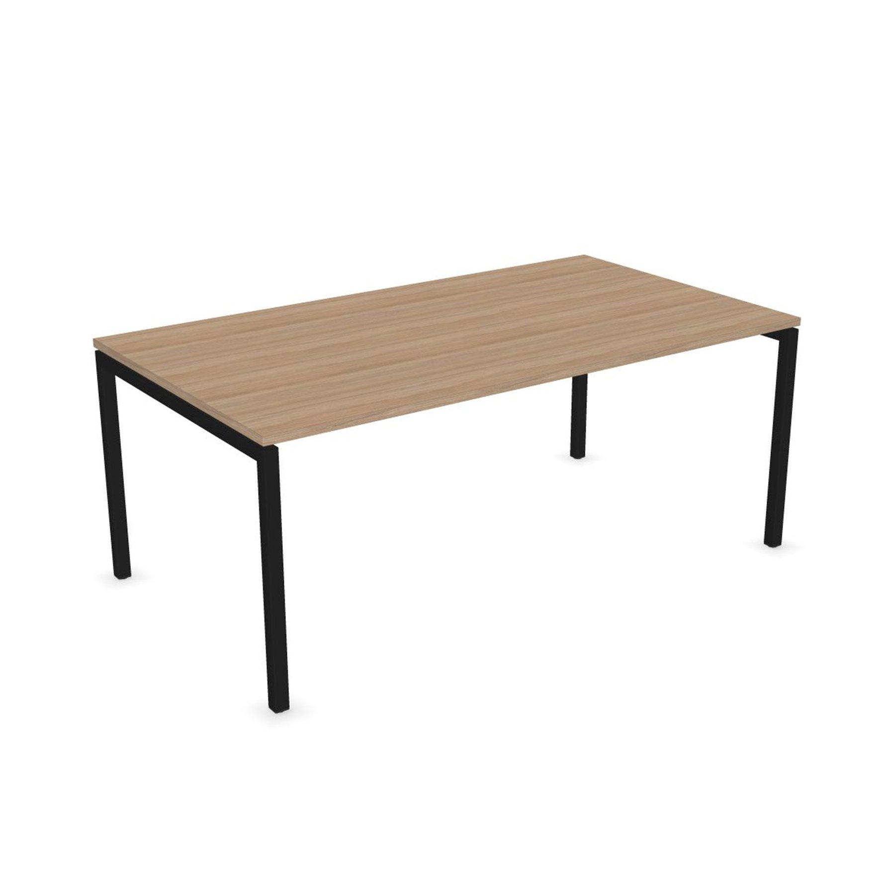 Бюро Narbutas Nova Executive, 1800 x 1000 x 740 mm, ПДЧ 25 mm, меламин кехлибарен дъб, черен метал, крак тип U
