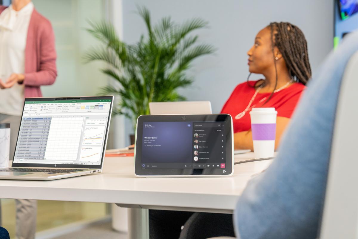 HP Poly TC10 Black Wall Mount | JAR Computers HP Poly TC10 Black Wall Mount