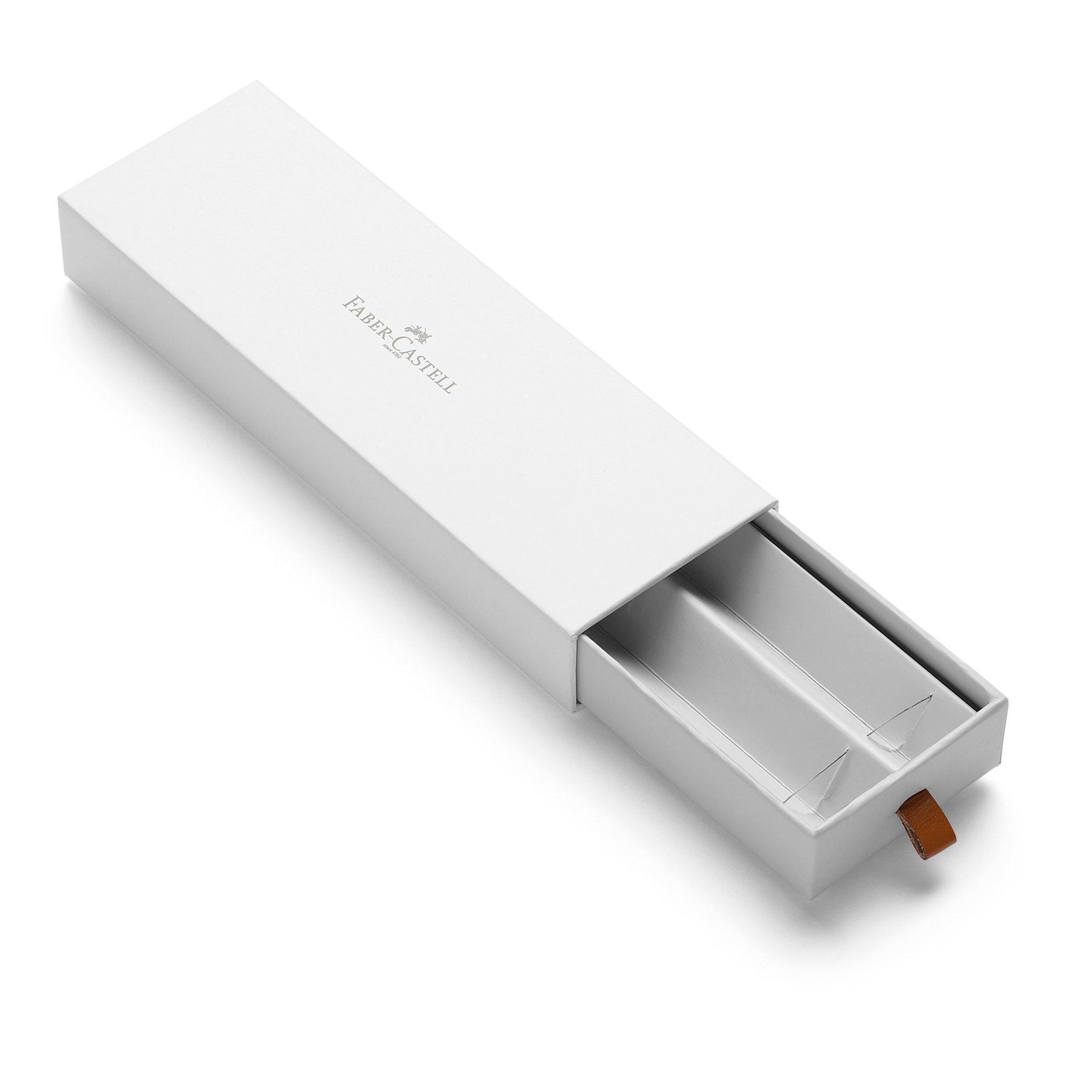 Faber-Castell Подаръчна кутия Design, за 1 или 2 пишещи средства, картонена, бяла | JAR Computers Faber-Castell Подаръчна кутия Design, за 1 или 2 пишещи средства, картонена, бяла