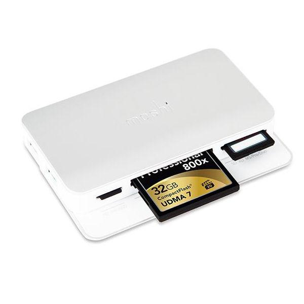 Четец за карти памет и USB Hub за MacBook и устройства с USB-C порт - Moshi Cardette USB-C Card Reader | JAR Computers Четец за карти памет и USB Hub за MacBook и устройства с USB-C порт - Moshi Cardette USB-C Card Reader