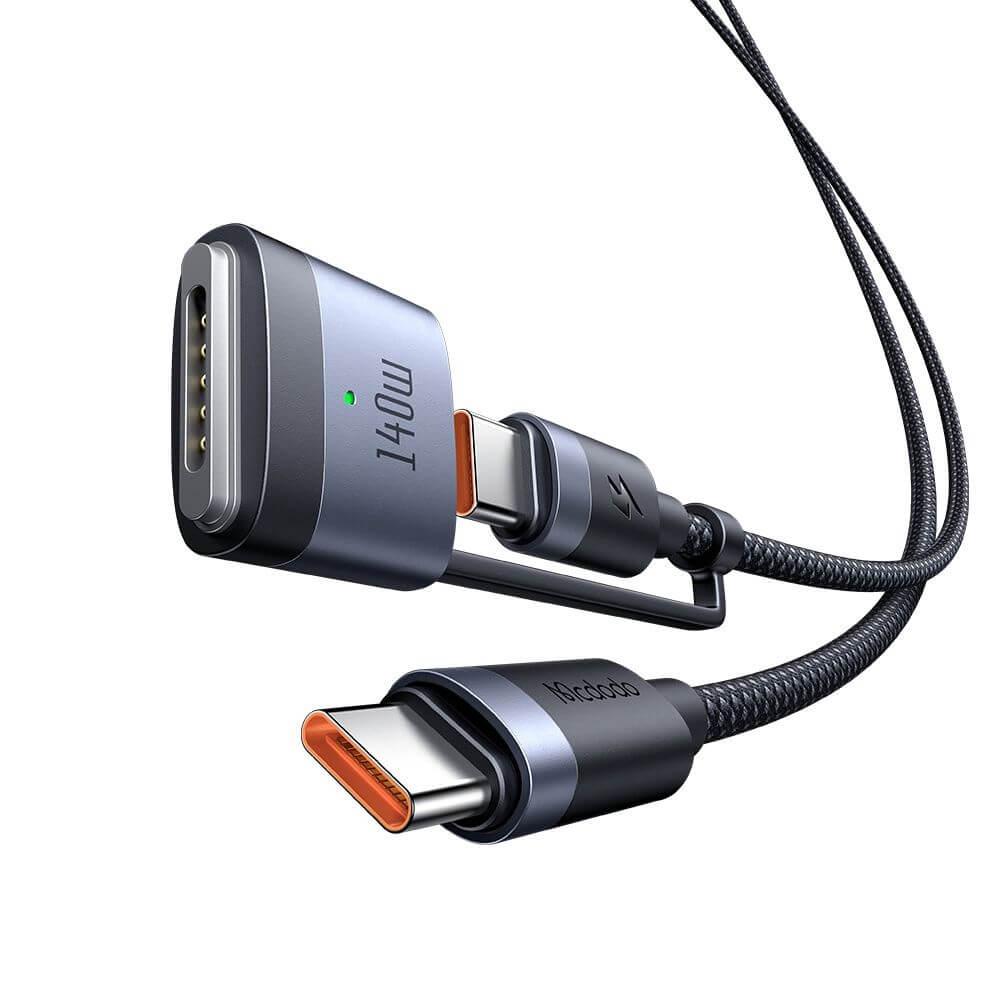 Качествен USB-C към USB-C кабел с MagSafe 3 адаптер - Mcdodo 2in1 USB-C to USB-C and MagSafe 3 Adapter Cable 240W (200 см) (черен) | JAR Computers Качествен USB-C към USB-C кабел с MagSafe 3 адаптер - Mcdodo 2in1 USB-C to USB-C and MagSafe 3 Adapter Cable 240W (200 см) (черен)