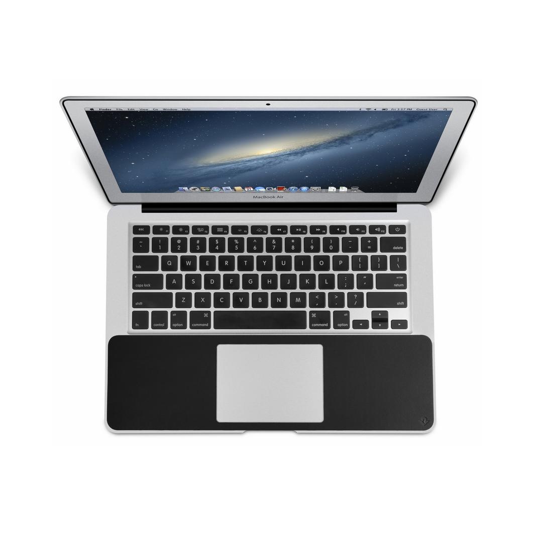 Кожено защитно покритие за частта под дланите на MacBook Air 11 (модели от 2010 до 2015 година) - TwelveSouth SurfacePad (черен) | JAR Computers Кожено защитно покритие за частта под дланите на MacBook Air 11 (модели от 2010 до 2015 година) - TwelveSouth SurfacePad (черен)