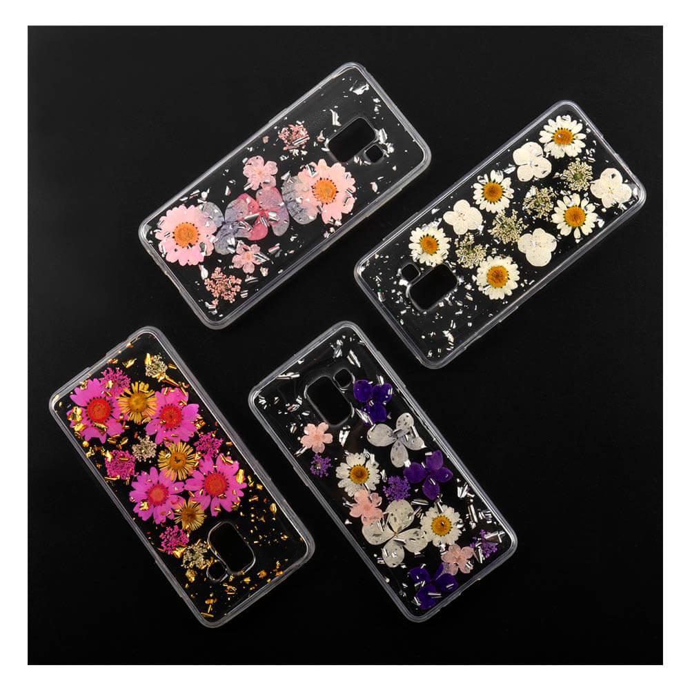 Силиконов (TPU) калъф с цветя за Samsung Galaxy A8 (2018) - 4smarts Soft Cover Glamour Bouquet (виолетов) | JAR Computers Силиконов (TPU) калъф с цветя за Samsung Galaxy A8 (2018) - 4smarts Soft Cover Glamour Bouquet (виолетов)