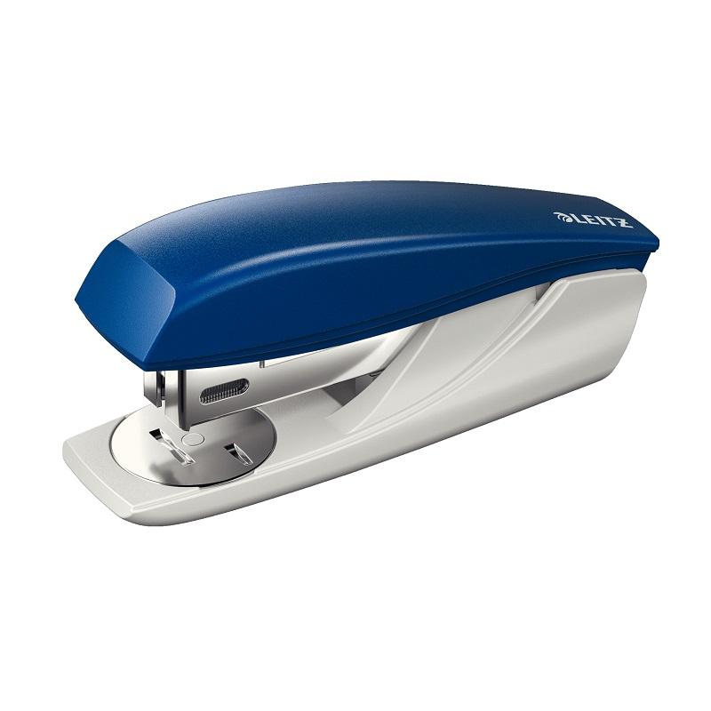 Телбод LEITZ 5501 Nexxt, за 25 л.(80 г), 35х51х121 мм, телчета 24(26)/6, пластмаса + метал, син | JAR Computers Телбод LEITZ 5501 Nexxt, за 25 л.(80 г), 35х51х121 мм, телчета 24(26)/6, пластмаса + метал, син