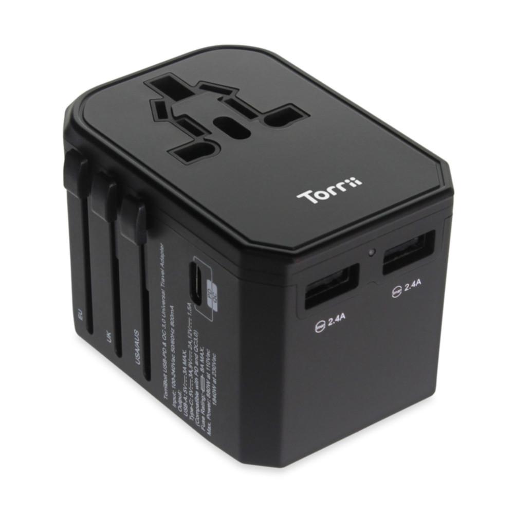 Захранване с 2 USB изхода и USB-C с QC 3.0 и преходници за цял свят в едно устройство за мобилни устройства - Torrii TorriiBolt Universal Travel Adapter | JAR Computers Захранване с 2 USB изхода и USB-C с QC 3.0 и преходници за цял свят в едно устройство за мобилни устройства - Torrii TorriiBolt Universal Travel Adapter