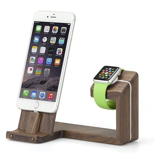 Дървена поставка от истинско лешниково дърво за зареждане на iPhone и Apple Watch - Tunewear Tree Stand | JAR Computers Дървена поставка от истинско лешниково дърво за зареждане на iPhone и Apple Watch - Tunewear Tree Stand